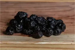 طرز تهیه آلبالو خشکه با سس آلبالو | روشی آسان  برای درست کردن آلبالو خشکه+ ویدئو 