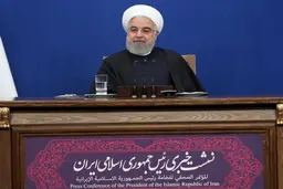 
روحانی: سال ۹۷ مساله استعفا را طرح کردم، رهبری فرمودند: اجازه نمی‌دهم دولت حتی یک ساعت زودتر مسئولیت خود را واگذار کند