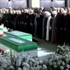 تصاویری از لحظات خروج پیکر رهبر شهید انقلاب پس از اقامه نماز+ فیلم