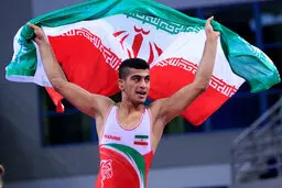 خداحافظی عجیب قهرمان کشتی فرنگی جهان خبرساز شد