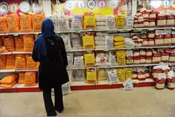 برنج و حبوبات ارزان شد | بنکداران: نگران تامین کالاهای اساسی نباشید