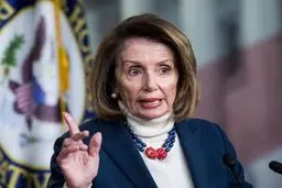 نانسی پلوسی: باید مانع تعویق انتخابات آمریکا شویم / نباید اجازه دهیم ترامپ دموکراسی ما را تضعیف کند