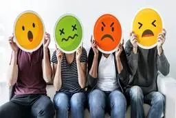 رفتارهای غلطی که نباید عادی به نظر برسند!