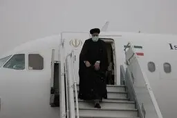 رییس جمهور وارد مشهد شد