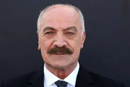 سعید راد کنار نوه‌ی فوتبالیست معروفش! | باورتون میشه این فوتبالیست معروف نوه‌ی سعید راده؟!+تصویر