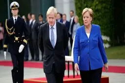 
کرونا در میان سیاستمداران اروپایی؛ مرکل از قرنطینه خارج شد