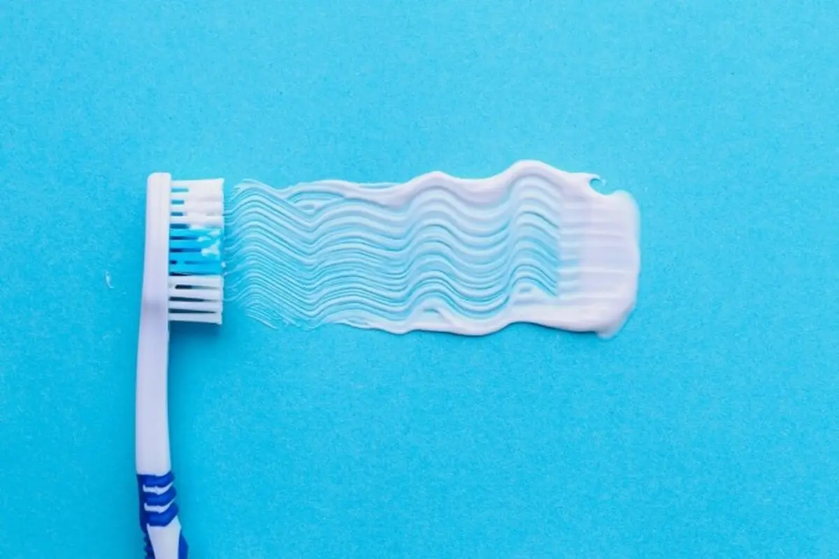  9 کاربرد عالی برای استفاده از خمیر دندان که نمیدانستید