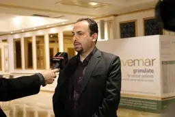 افزایش سن جمعیت مهم‌ترین عامل بروز سرطان در کشور | بیش از ۸۰ درصد مردم ۵ وعده میوه و سبزیجات به میزان مطلوب مصرف نمی‌کنند