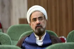 
با کسانی که درب های حرم حضرت معصومه را شکسته اند باید بر اساس قانون برخورد کرد
