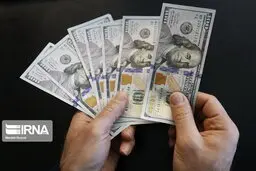 قیمت ارزهای دلار و یورو حدود ۱۰۰ تومان افزایش قیمت داشت.