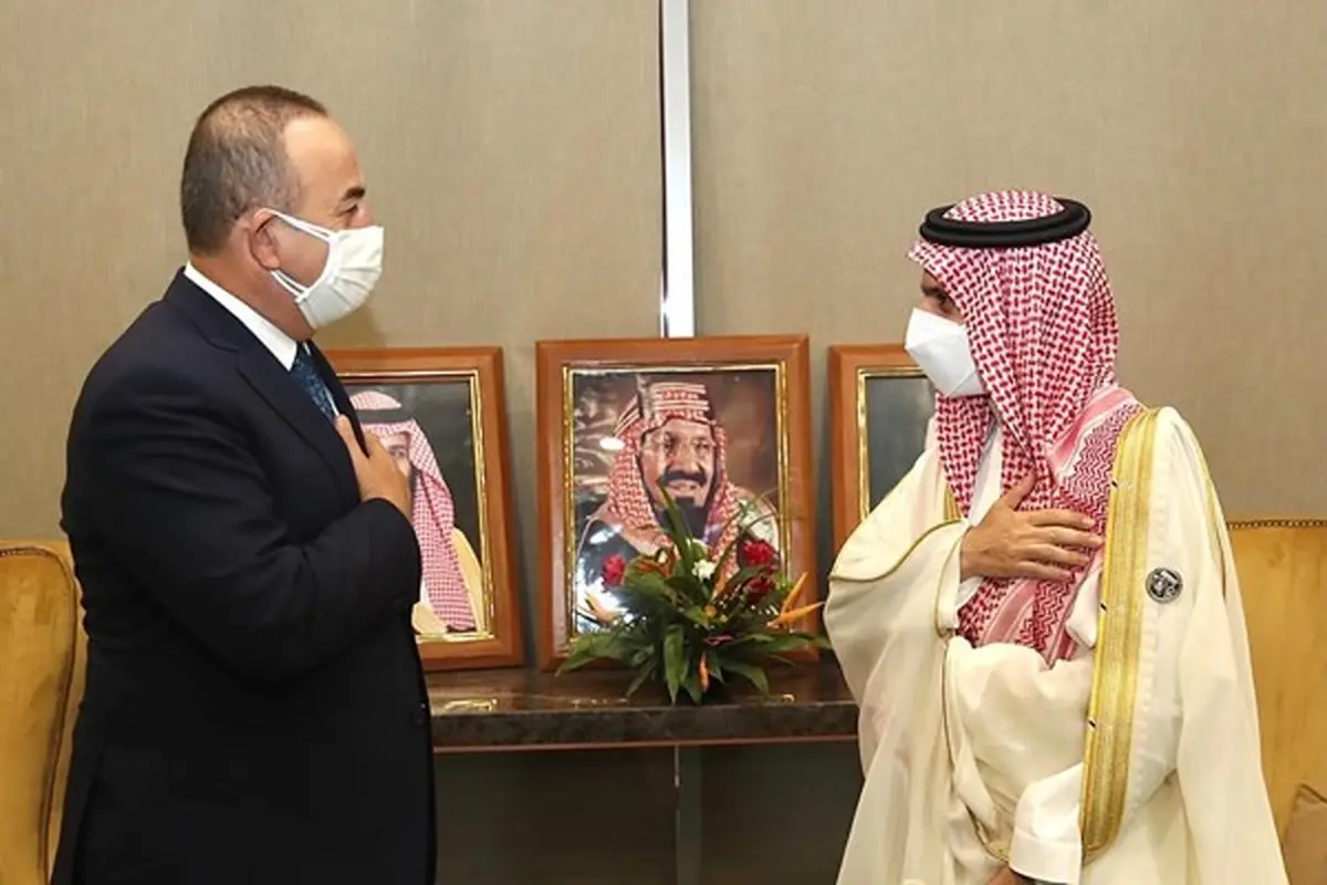 
 تحریم | وزیر خارجه ترکیه با همتای سعودی خود دیدار کرد.