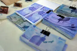برای گرفتن وام بشتابید | شرایط پرداخت وام 200 میلیون تومانی بانک شهر را بدانید