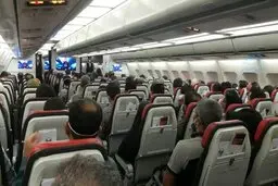 عکس دلهره آور از یک پرواز داخلی در دل بحران کرونا!