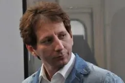 اعتراض زیدآبادی به پدیده عجیب بابک زنجانی: رازآلود و در پرده‌ای از ابهام

