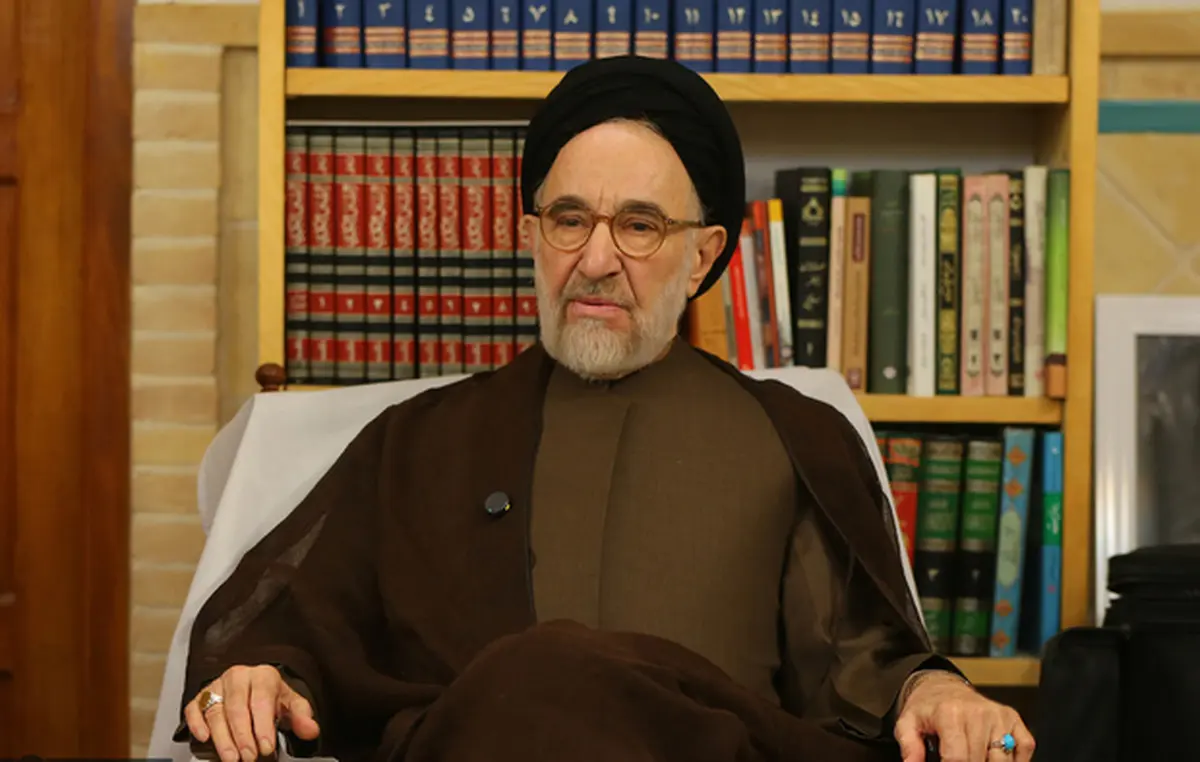 سید محمد خاتمی: «ای ایران» گفتن کافی نیست، باید نسبت به ایران اهتمام عملی داشت | از اسلامی سخن می‌گویم که به ایران احترام قائل است |  ما دنبال تخیلات دیگری رفتیم که نه به آنها رسیدیم و نه توسعه