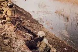 هیچ‌کس از جنگ سالم برنمی‌گردد! 