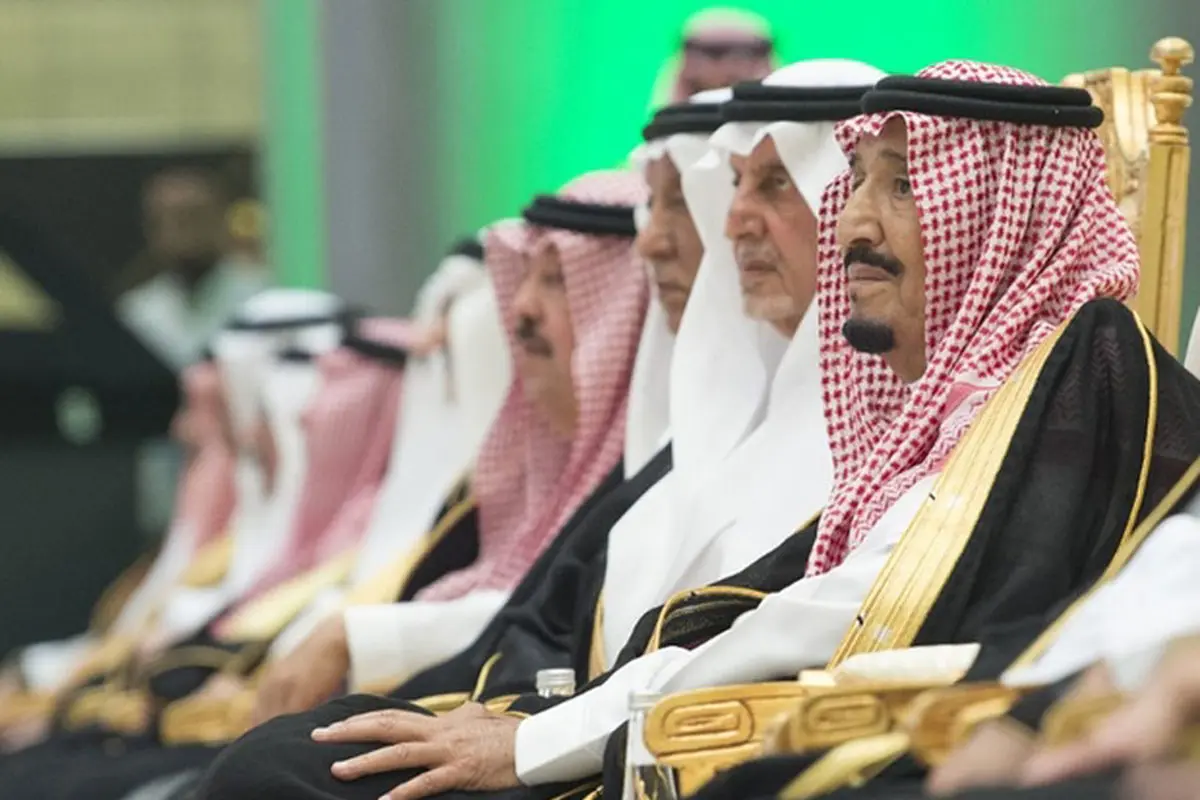 میدل ایست آی: بوی تعفن حاکمیت آل سعود را احاطه کرده است