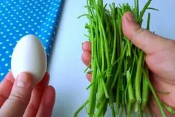 ساقه جعفری را دور نریزید | شام فوری فقط با سه قلم مواد ساده