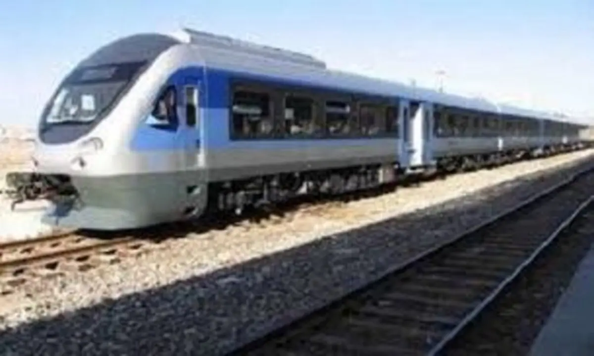 اعزام قطارهای حومه‌ای کلانشهرها به مرز غربی کشور