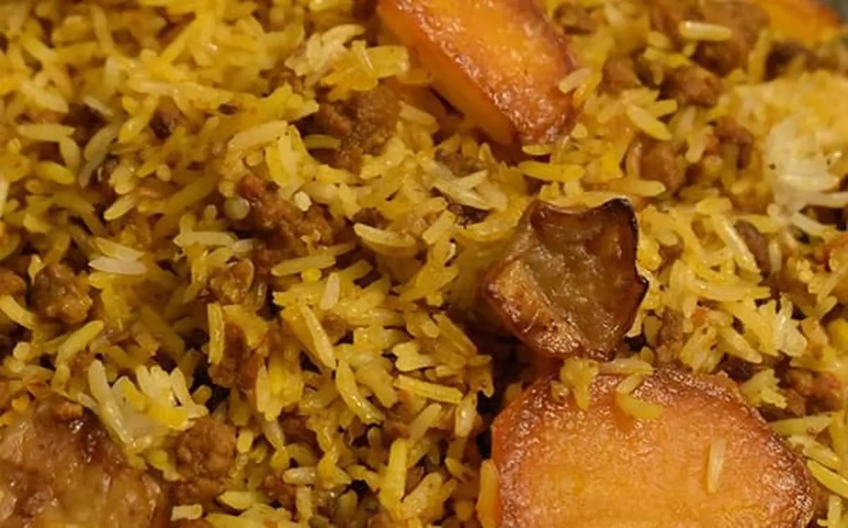 ناهار بادمجان پلو بدون گوشت درست کن، محشر میشه | طرز تهیه بادمجان پلو خوشمزه و مجلسی به روش سنتی