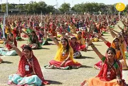 رقص شمشیر زنان هندی +تصاویر