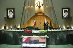 
 دولت با اصلاح بودجه ۱۴۰۰ در پاسخ به نامه قالیباف موافقت کرد
