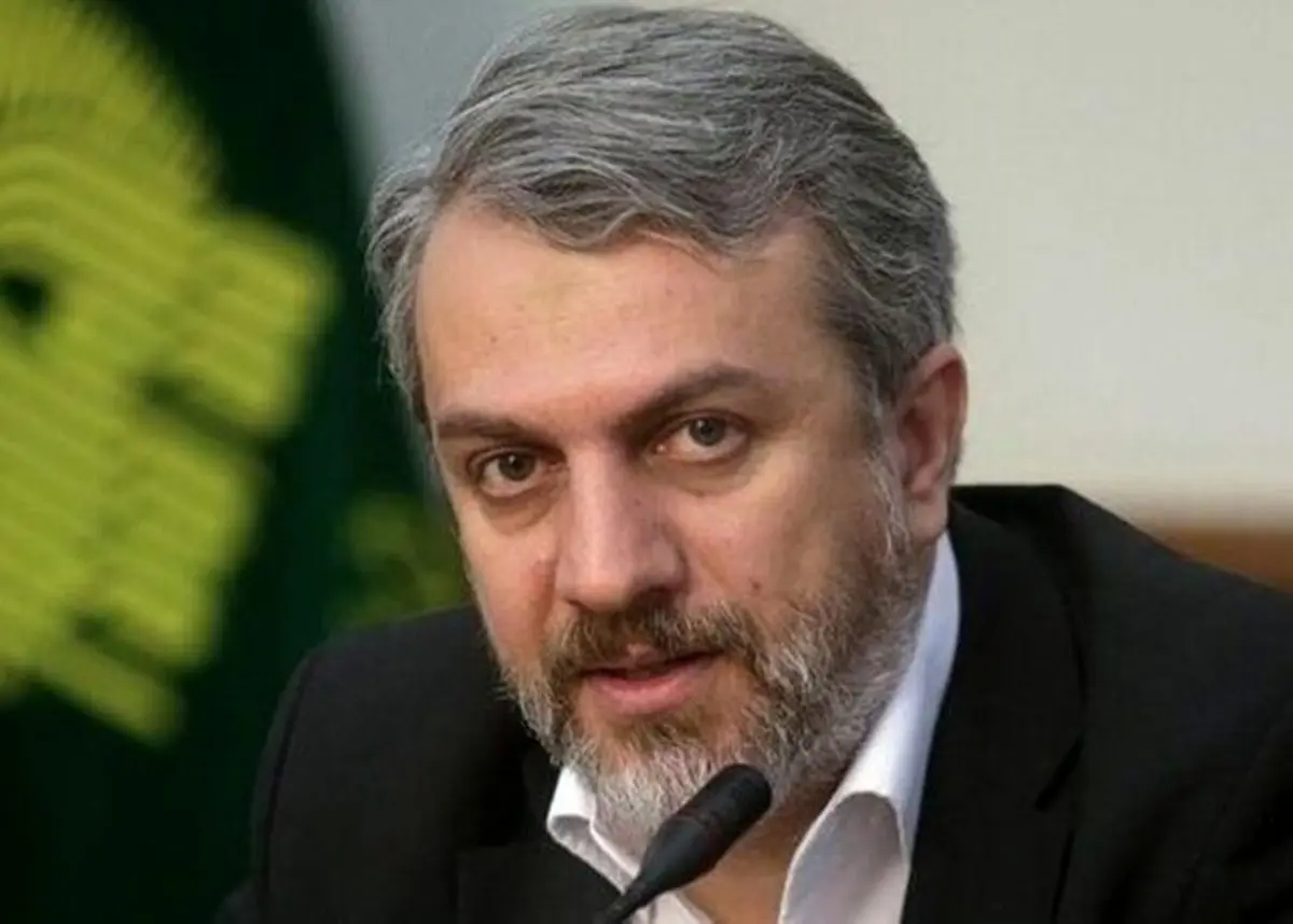 فاطمی امین: سهام دولت در ایران خودرو و سایپا واگذار می‌شود