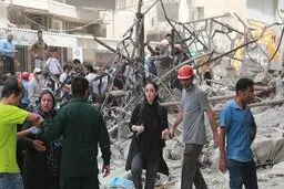 تصویر غم انگیز از فوت یک دانش آموز آبادانی در متروپل | واکنش هم کلاسی ها ملیکا | ملیکا اشک هم کلاسی هایش را درآورد