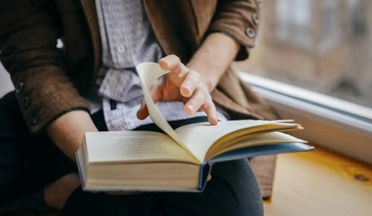 قليان پرطرفدارتر يا كتاب؟