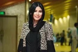 سلفی ماشینی شیوا طاهری +عکس 