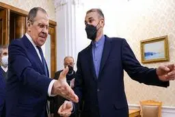 
گفتگوی لاوروف و امیرعبداللهیان درباره برجام