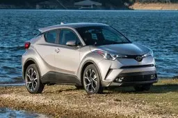 خودروهای بالای ۳ میلیارد و نیم مشمول مالیات می‌شوند
