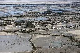 سیل فقر در راه است 