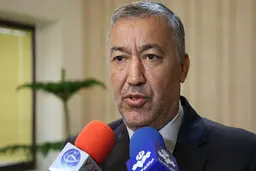 قیمت میوه شب عید کاهش پیدا می کند؟ | بازار میوه شب عید و پیش بینی دبیرستاد تنظیم بازار 