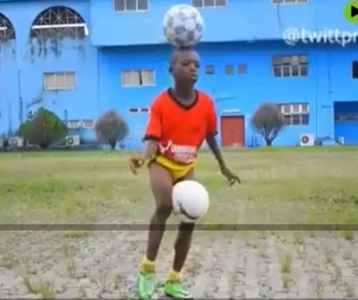 ویدیو: ایچی چینونسو، پسربچه 11 ساله نیجریایی؛ خدای روپایی است