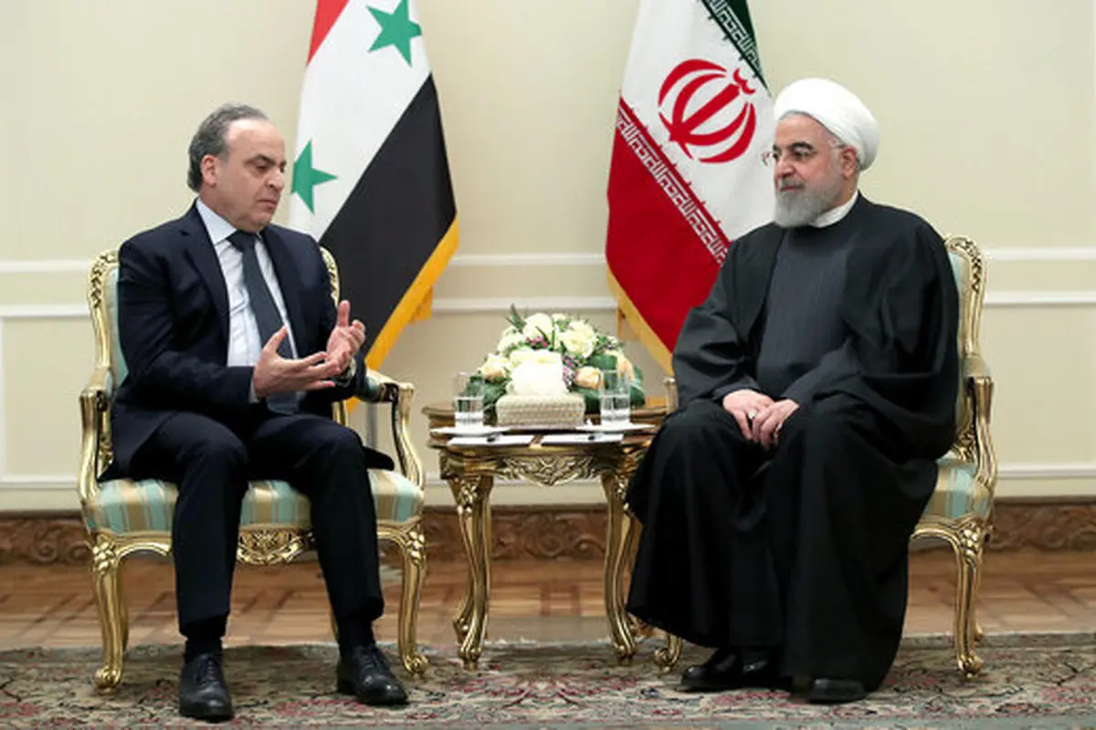 روحانی در دیدار نخست وزیر سوریه: ملت‌های منطقه نباید برای پایان دادن به حضور نظامی آمریکا آرام و قرار داشته باشند