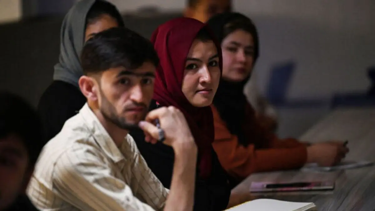 
طالبان: زنان به شرط رعایت حجاب و پوشش مشروع می توانند در دانشگاه تحصیل کنند