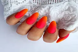 مدل ناخن آمبره پاییزی شیک و مجلسی