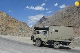 خانواده هلندی گیر افتاده در ایران از کشور خارج شد