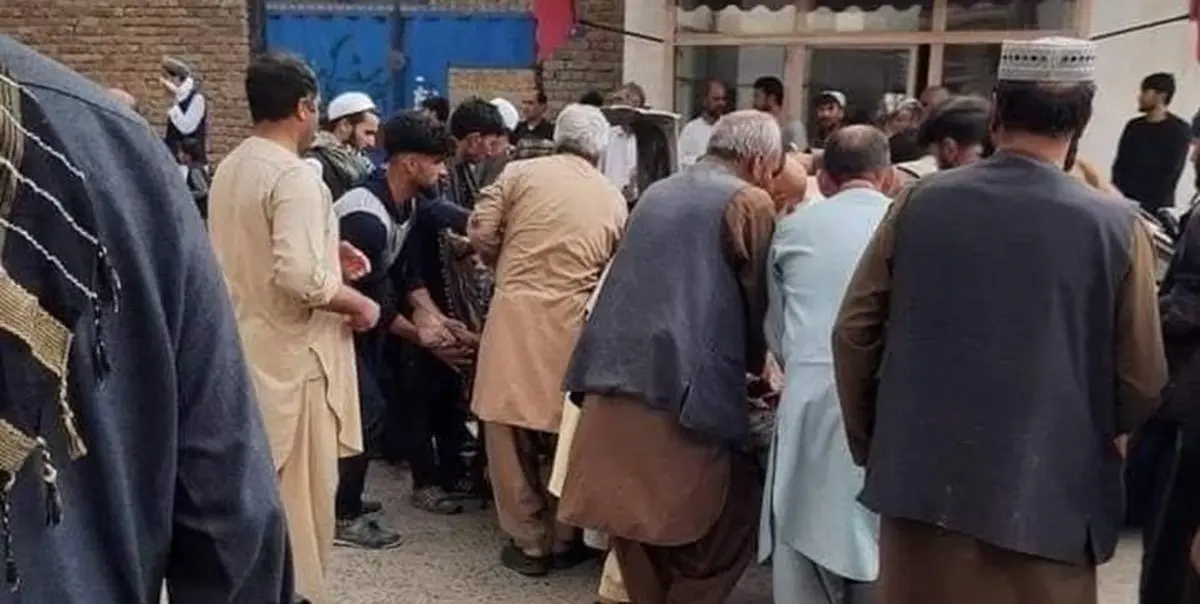 تعداد شهدای انفجار مسجد شیعیان کابل به ۵۰ نفر رسید 
