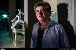 درخواست بازیگر سرشناس از کرونا | رضا رویگری: از کرونا خواهش می‌کنم تشریف بیاورد منزل ما!