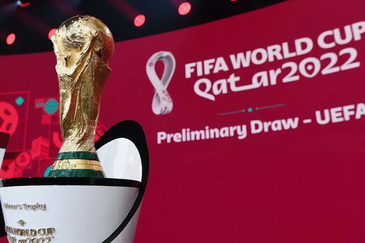 استایل زیبای یکی از میهمانان جام جهانی قطر | این رئیس جمهور مهمان مثل قطری ها لباس پوشیده! + عکس