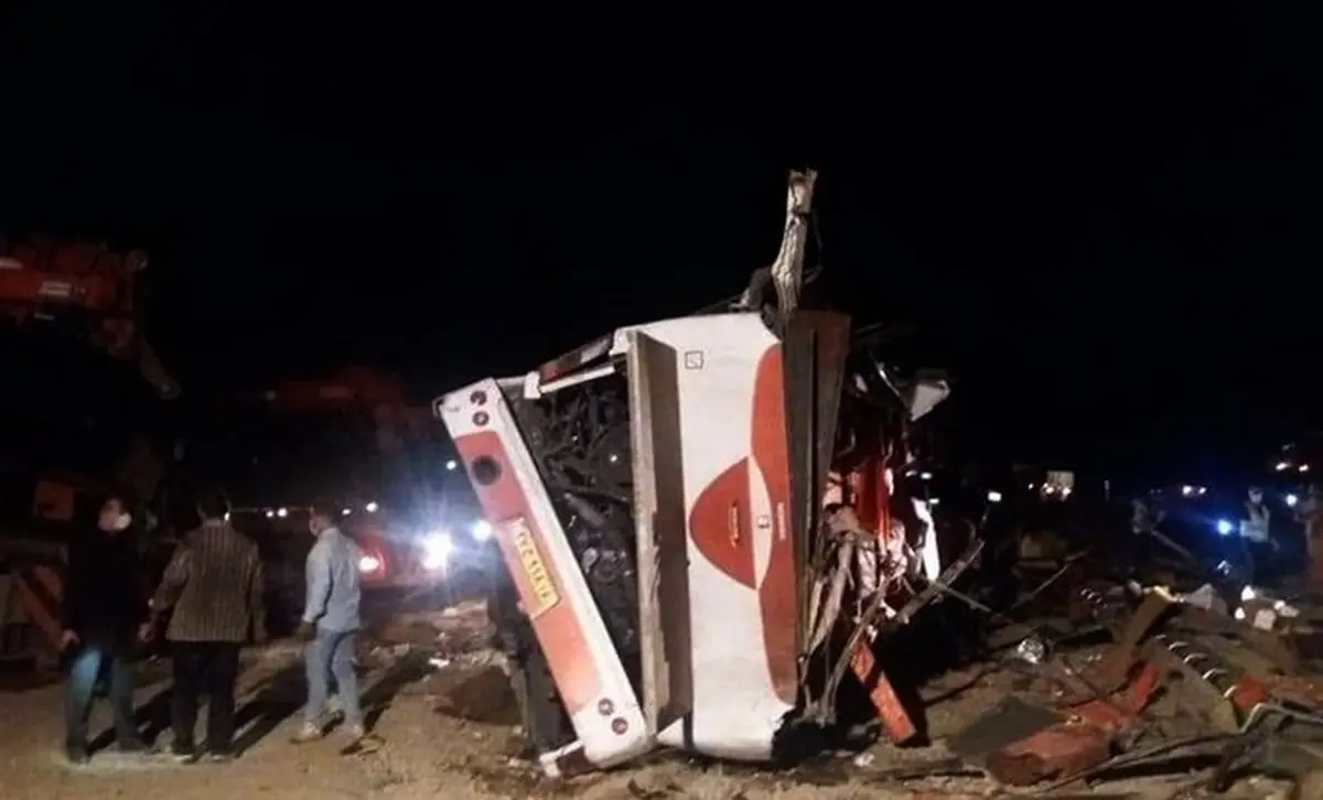 واژگونی خودروی اتباع بیگانه در جاده خاش ـ ایرانشهر |  ۸ نفر کشته و ۱۶ تن مجروح شدند