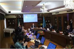 شریعتمداری: تعیین حداقل دستمزد کارگران، رقم مطلوبی نبود اما معقول بود 