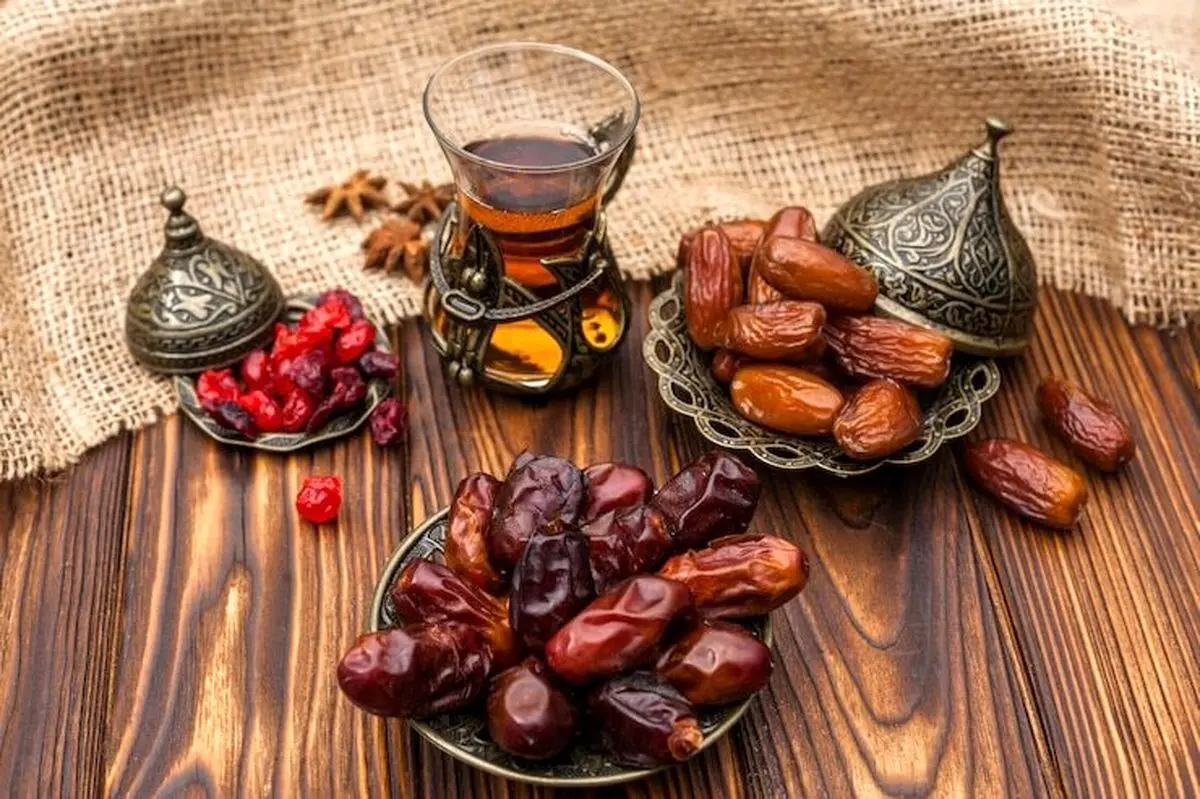 در ماه رمضان مصرف خرما را فراموش نکنید! | بررسی خواص خرما