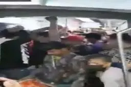 رقص و پایکوبی در مترو مشهد، روز عید فطر+ویدئو