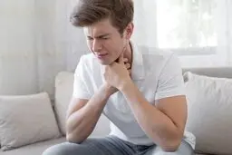 افزایش مراجعه به‌مراکز درمانی با گلو درد و تغییر صدا | کرونا برگشت؟