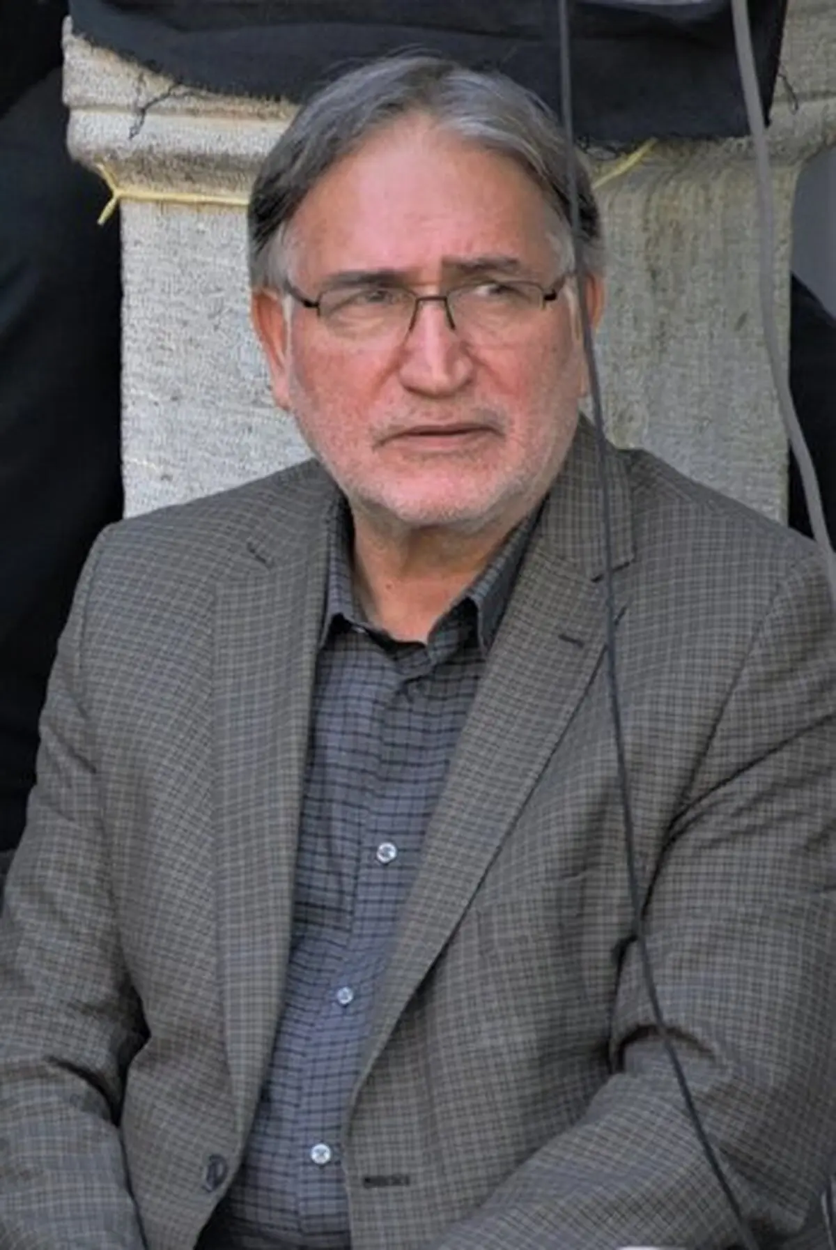 کیهان: نوری زاد به خودش سس گوجه فرنگی مالید تا عوامفریبی کند