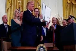 دست چه کسی روی "ماشه" می‌رود؟ 