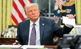  آیا ترامپ دستور حمله می‌دهد؟ | بزرگ‌ترین استقرار نظامی آمریکا در دو دهه اخیر | اکونومیست: ترامپ میان حمله و عقب‌نشینی گرفتار شده است 